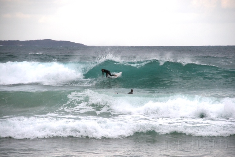 IMG_3173.jpg - This is from manly beach... guys got talents...