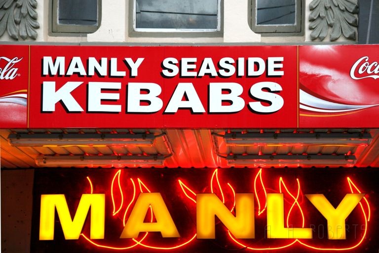 IMG_3298.jpg - On to Manly beach!  The kebabs don't drip fat... they drip testosterone!  By the way kebabs in Sydney are really gyros.