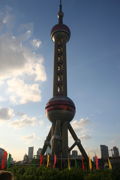 sh19.jpg - Unfortunately I never got a chance to go inside.