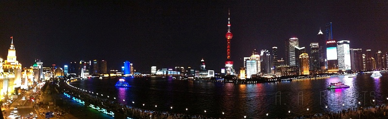 sh62.jpg - This shot was take from the building where we celebrated my Birthday.  The restaurant was called M which was very nice.  We had a great time and it was a beautiful night.
