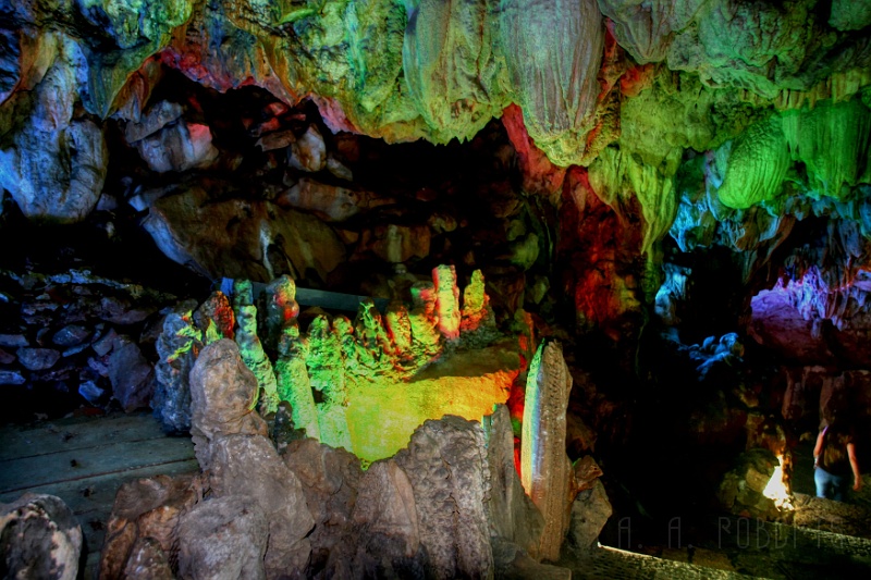 cave10.jpg