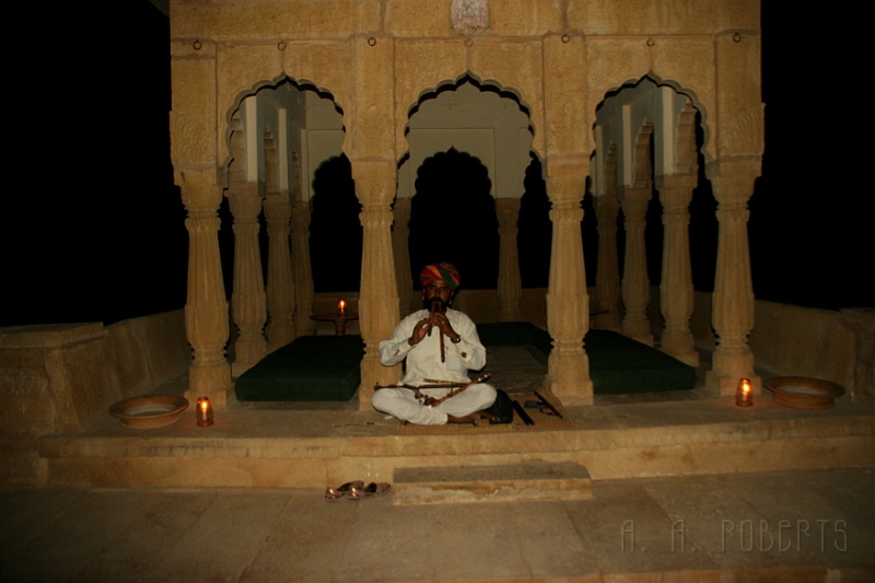 IMG_6550.JPG - This gentleman played for us one night at Mool Sagar.  He played the double flutes like the old guy and has performed all over europe.  We were able to buy his CD.