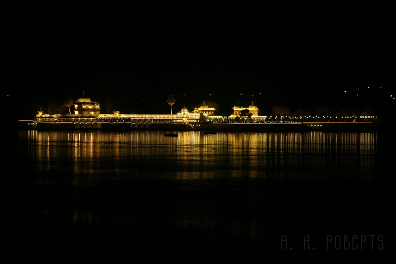 IMG_6877.JPG - Jaga Mindir at night!