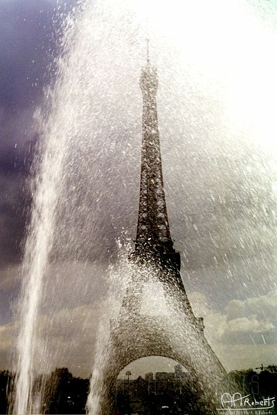 eiffel7.jpg - A Watery view