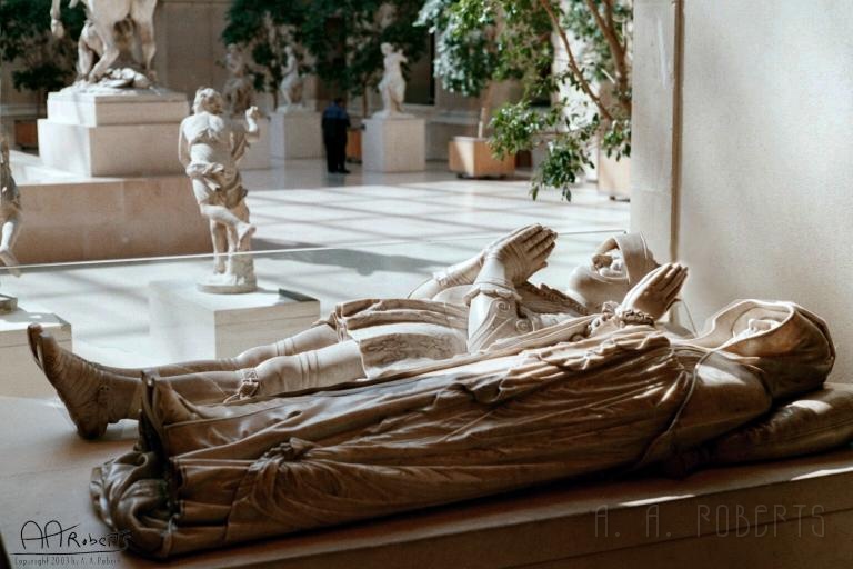 louvre-statue3.jpg - This is how people hang out in Paris.  I think it's some form of yoga.