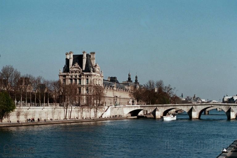 louvre1.jpg - One side of the Louvre seen from across the Sienne