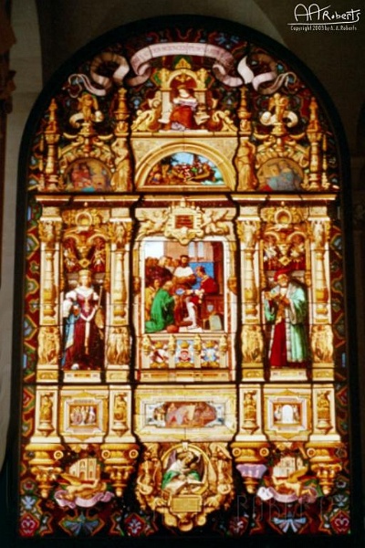 louvre8.jpg - This is inside the Louvre.