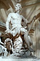louvre-statue2