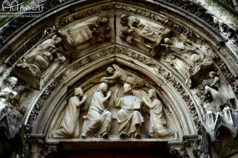 notredame13.jpg - There's a story there.
